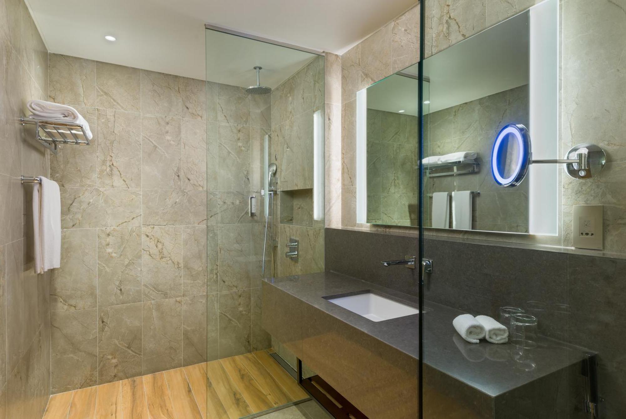 Intercityhotel Bawshar Muscat Exterior photo
